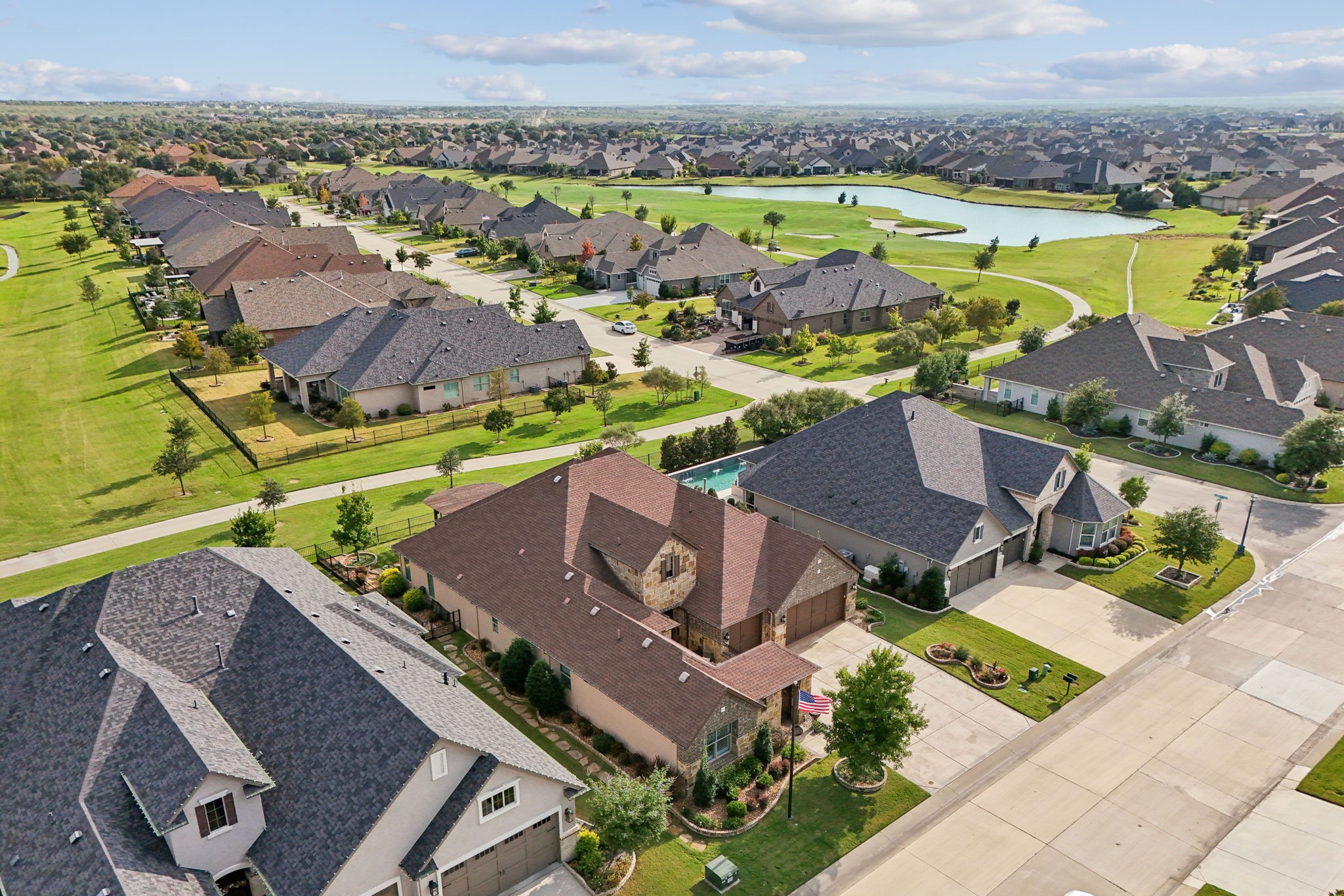 12225 Grosbeak Drive
