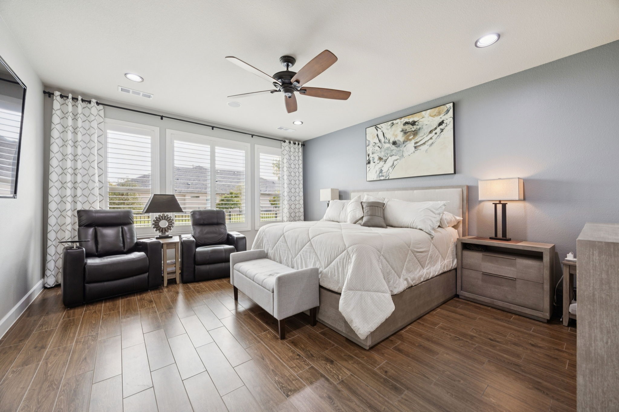 12225 Grosbeak Drive