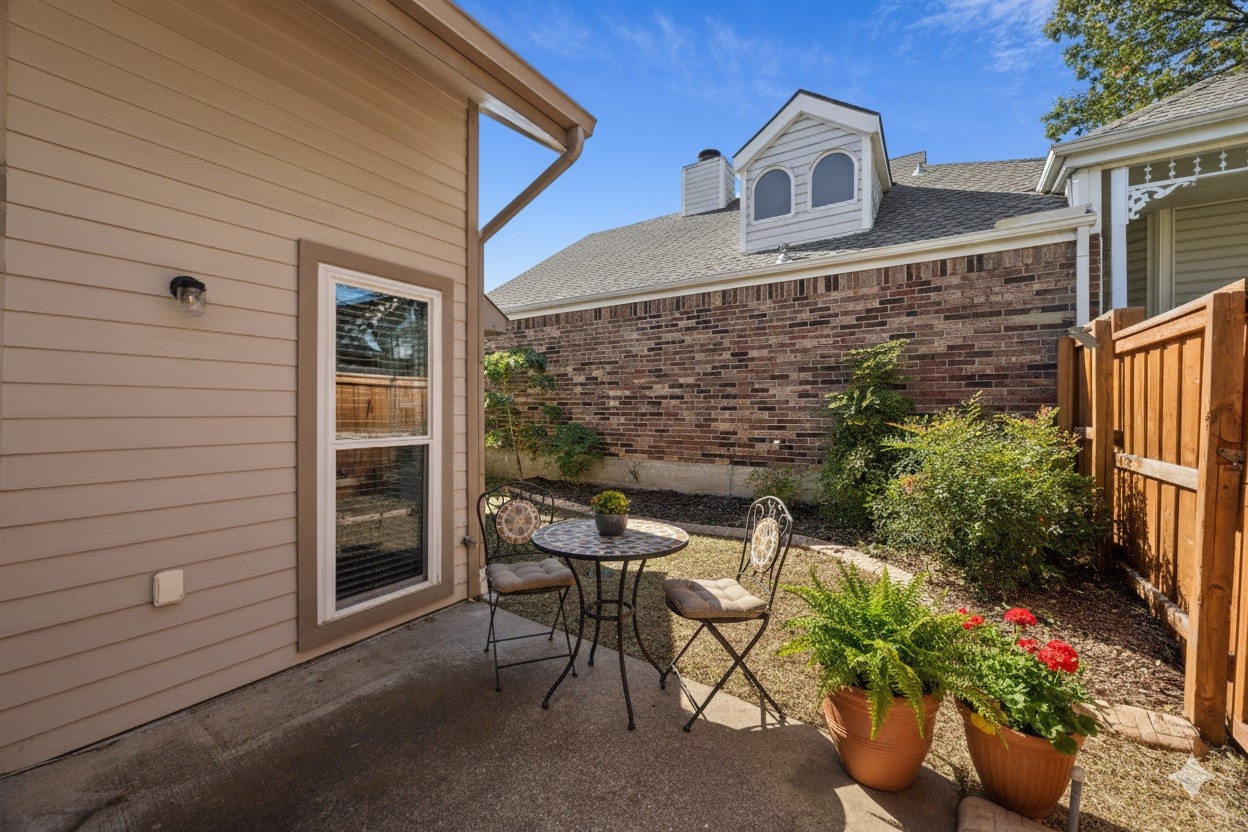 18111 Whispering Gables Lane