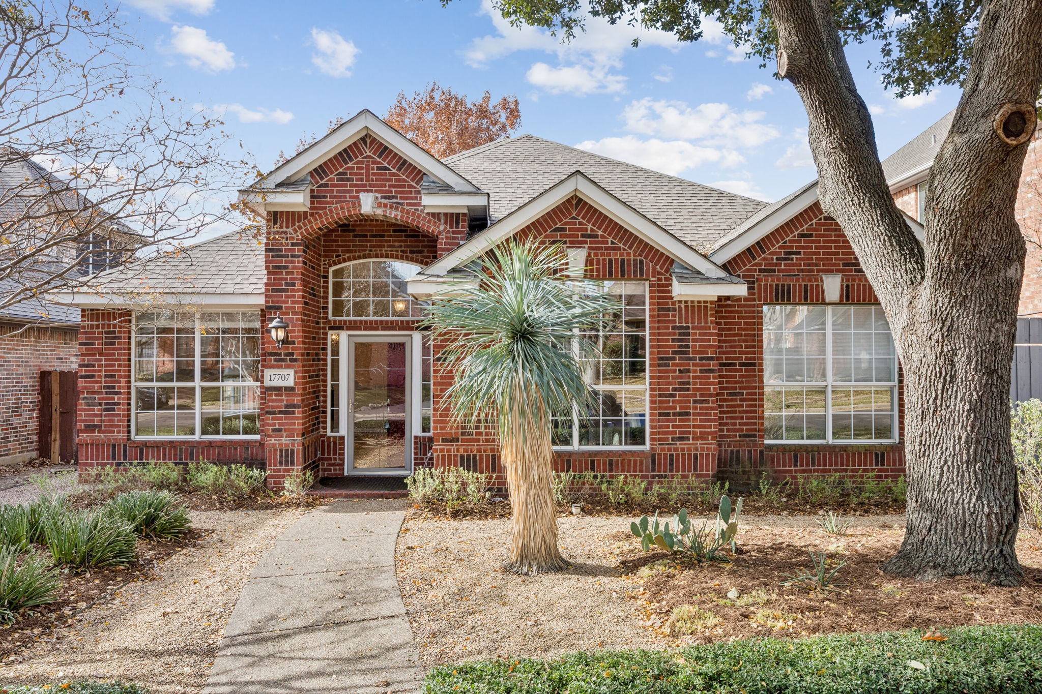 17707 Knollmeadow Lane