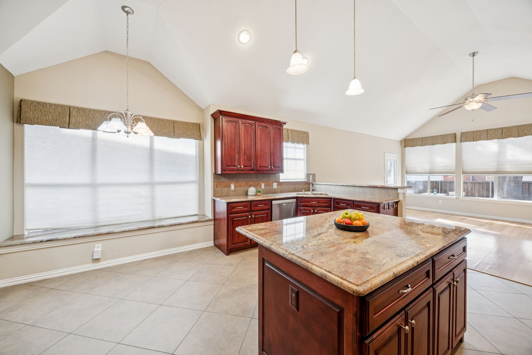 17707 Knollmeadow Lane