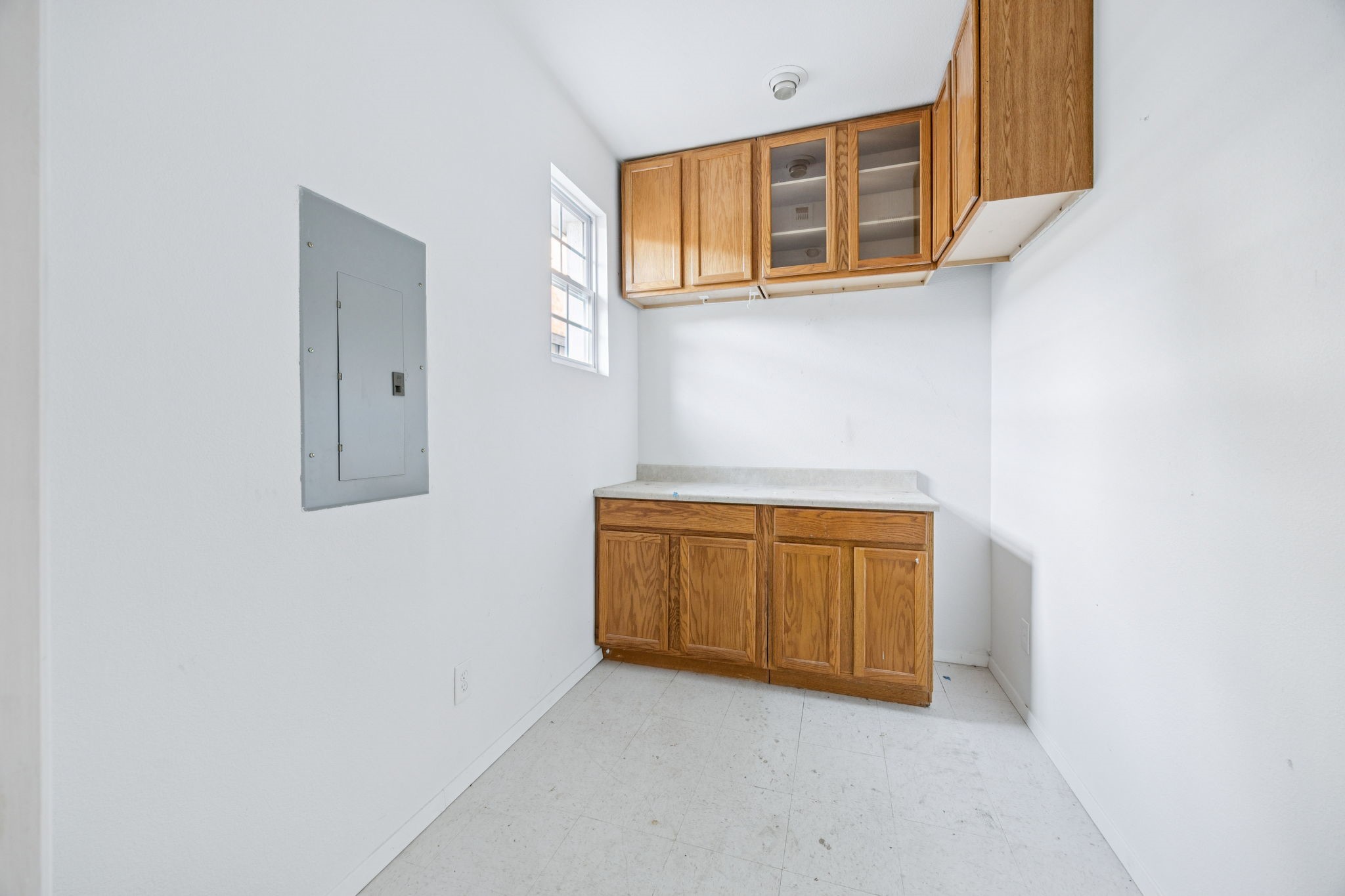17707 Knollmeadow Lane