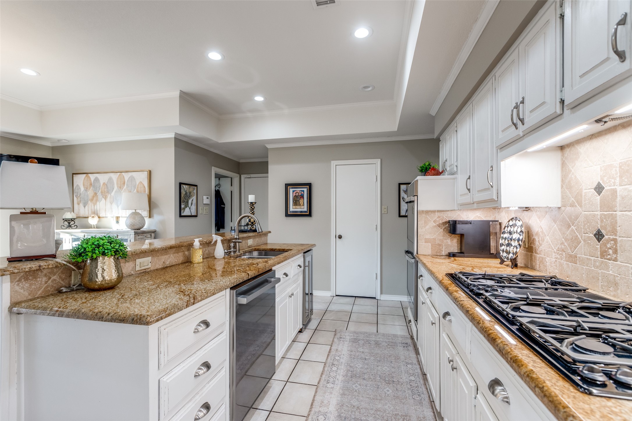5845 Pathfinder Trail