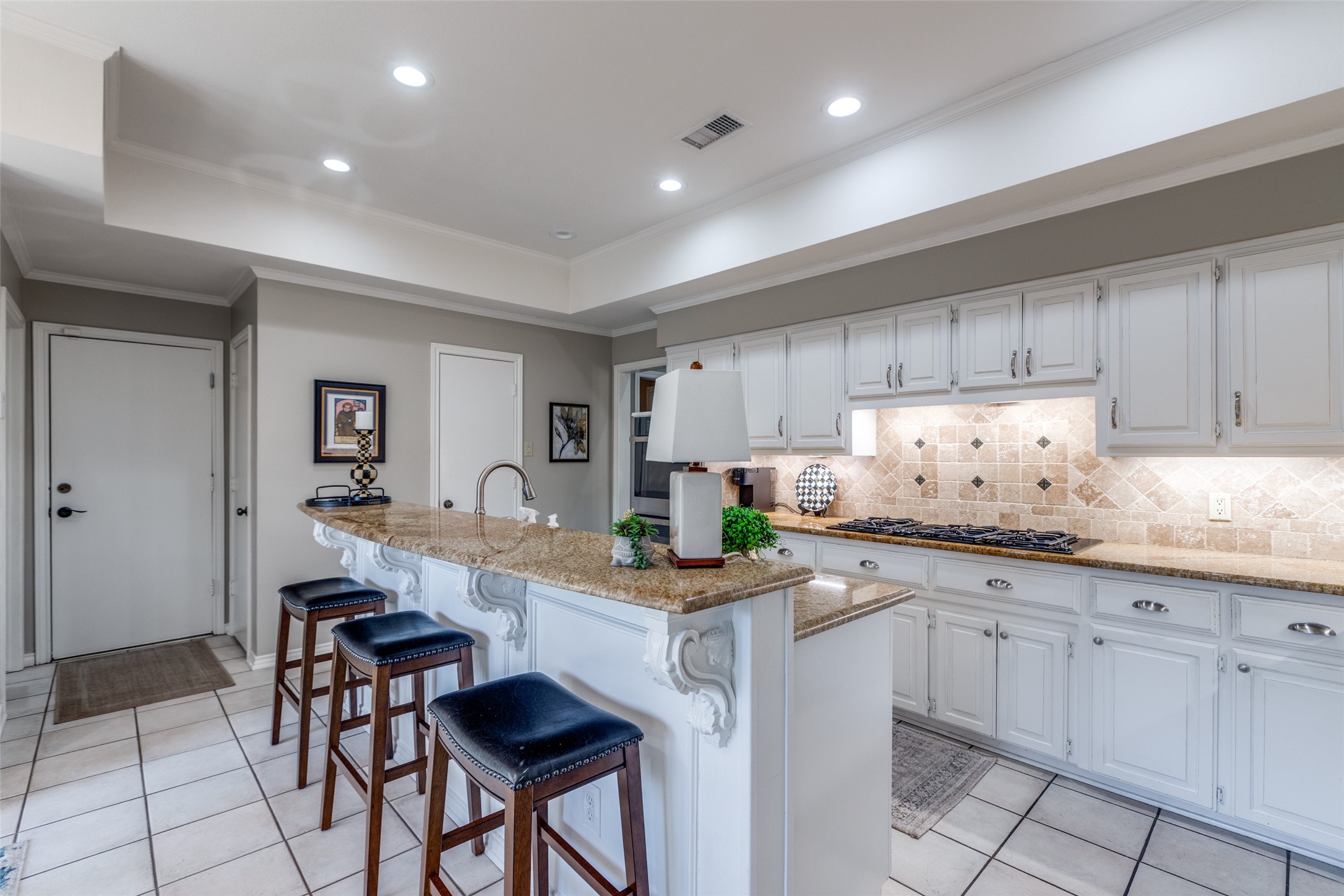 5845 Pathfinder Trail
