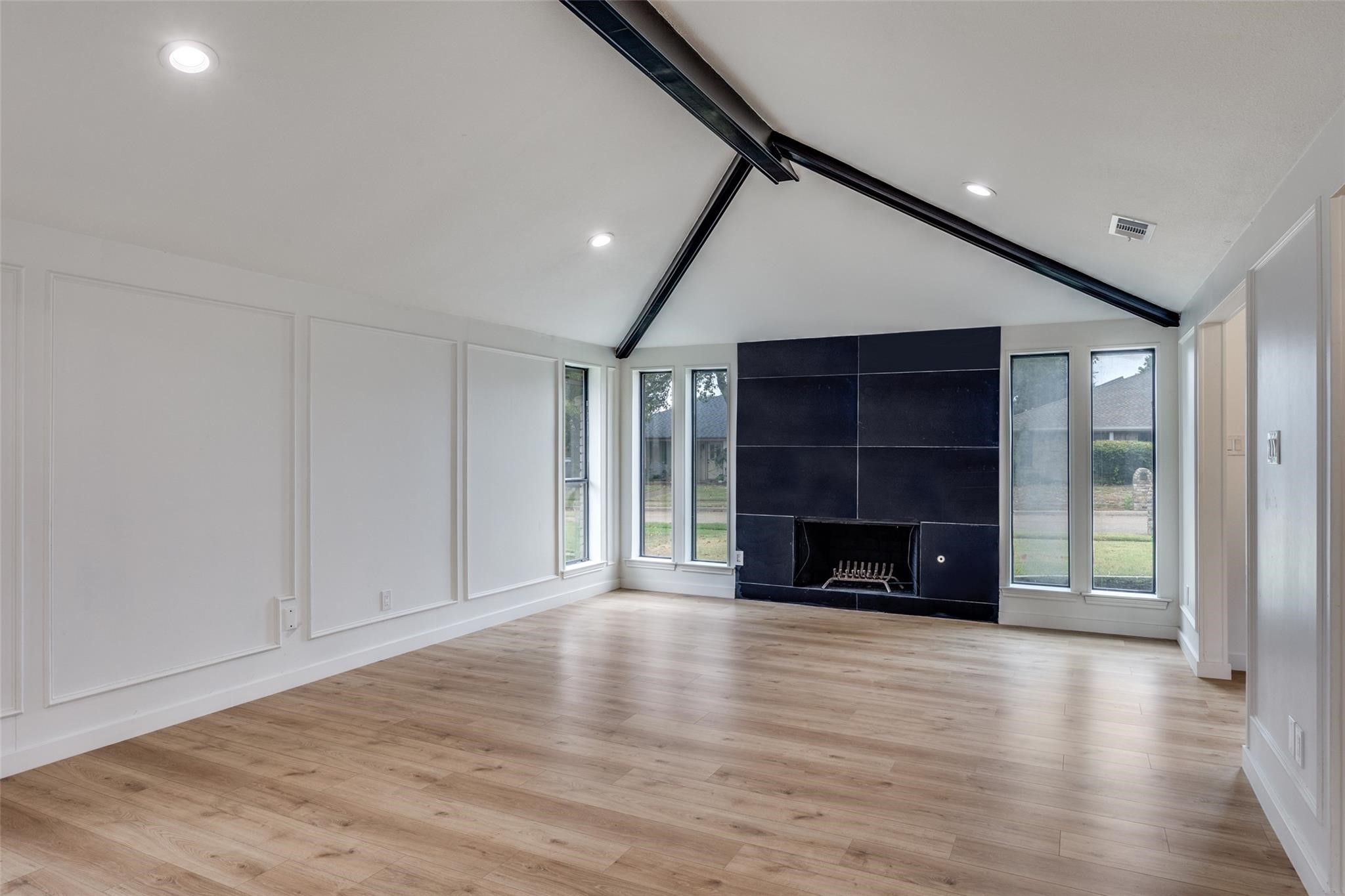 4400 Fremont Lane