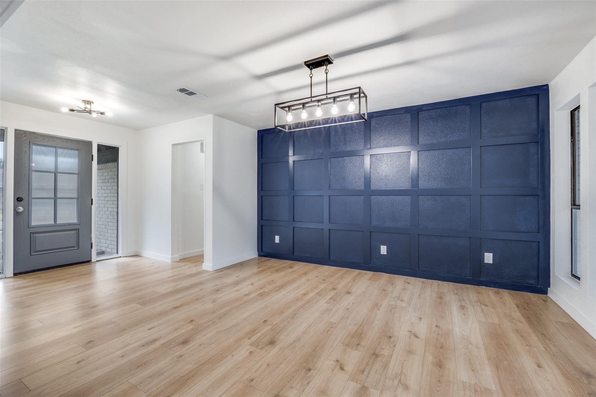 4400 Fremont Lane