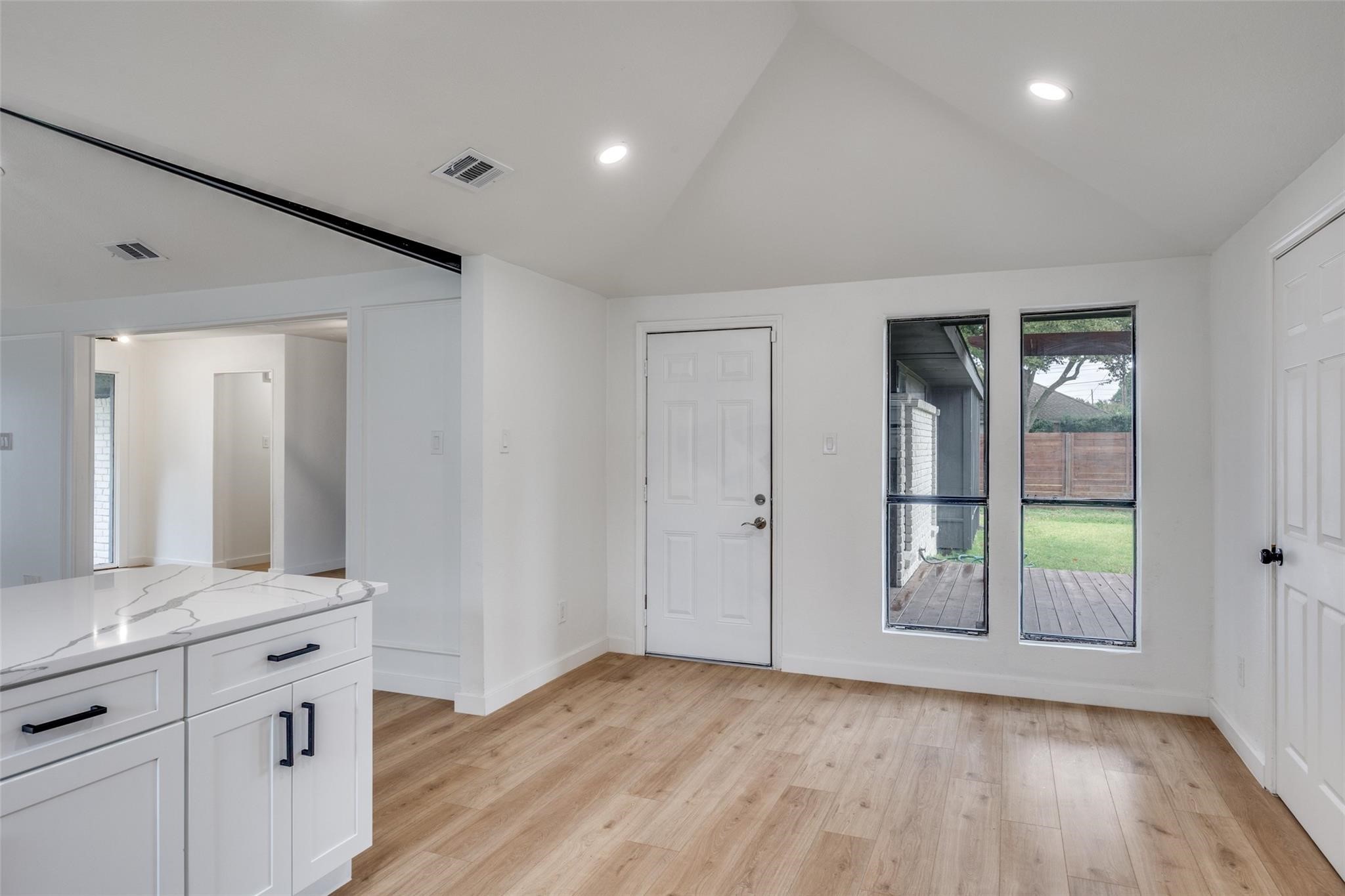 4400 Fremont Lane