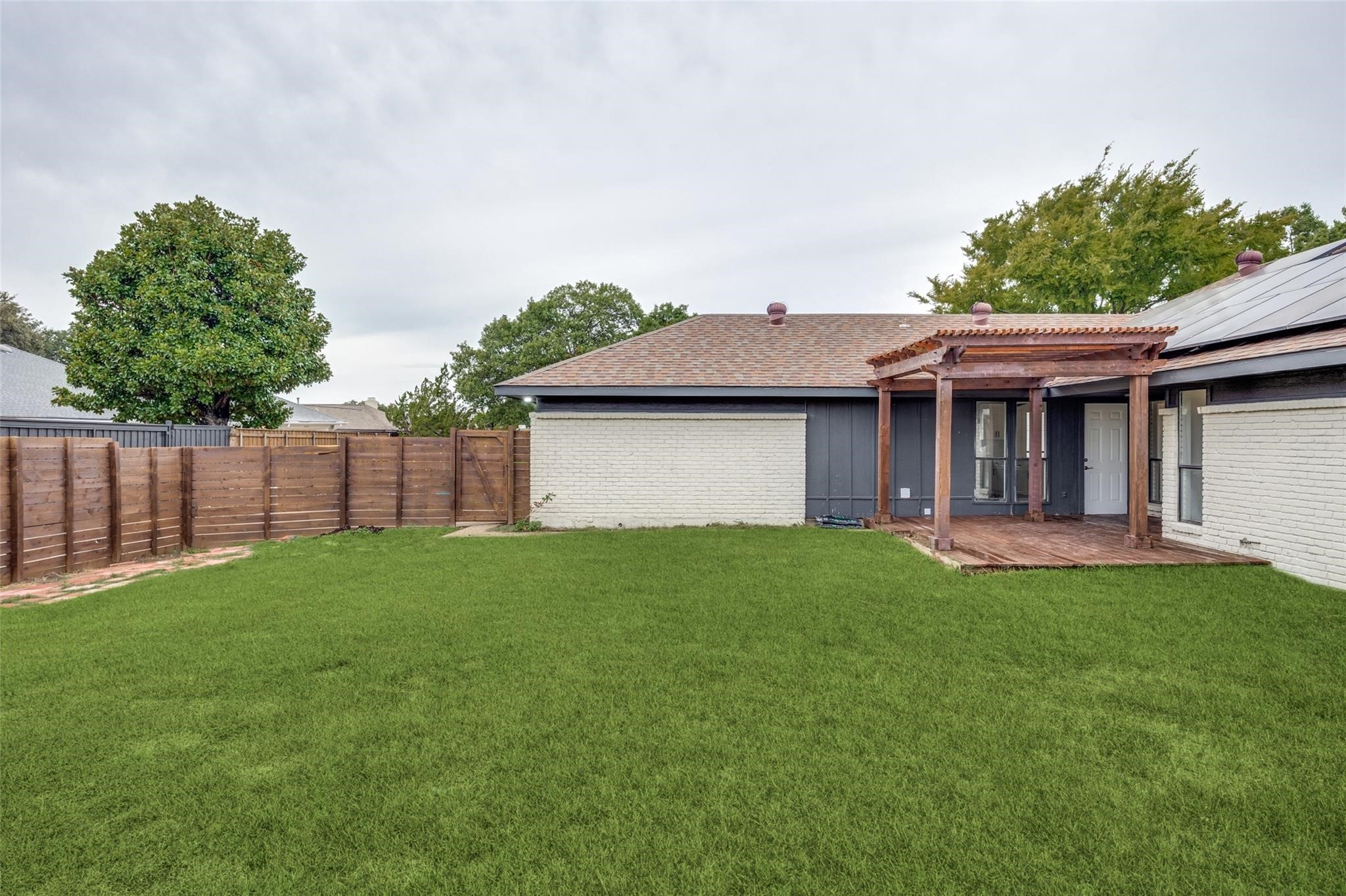 4400 Fremont Lane