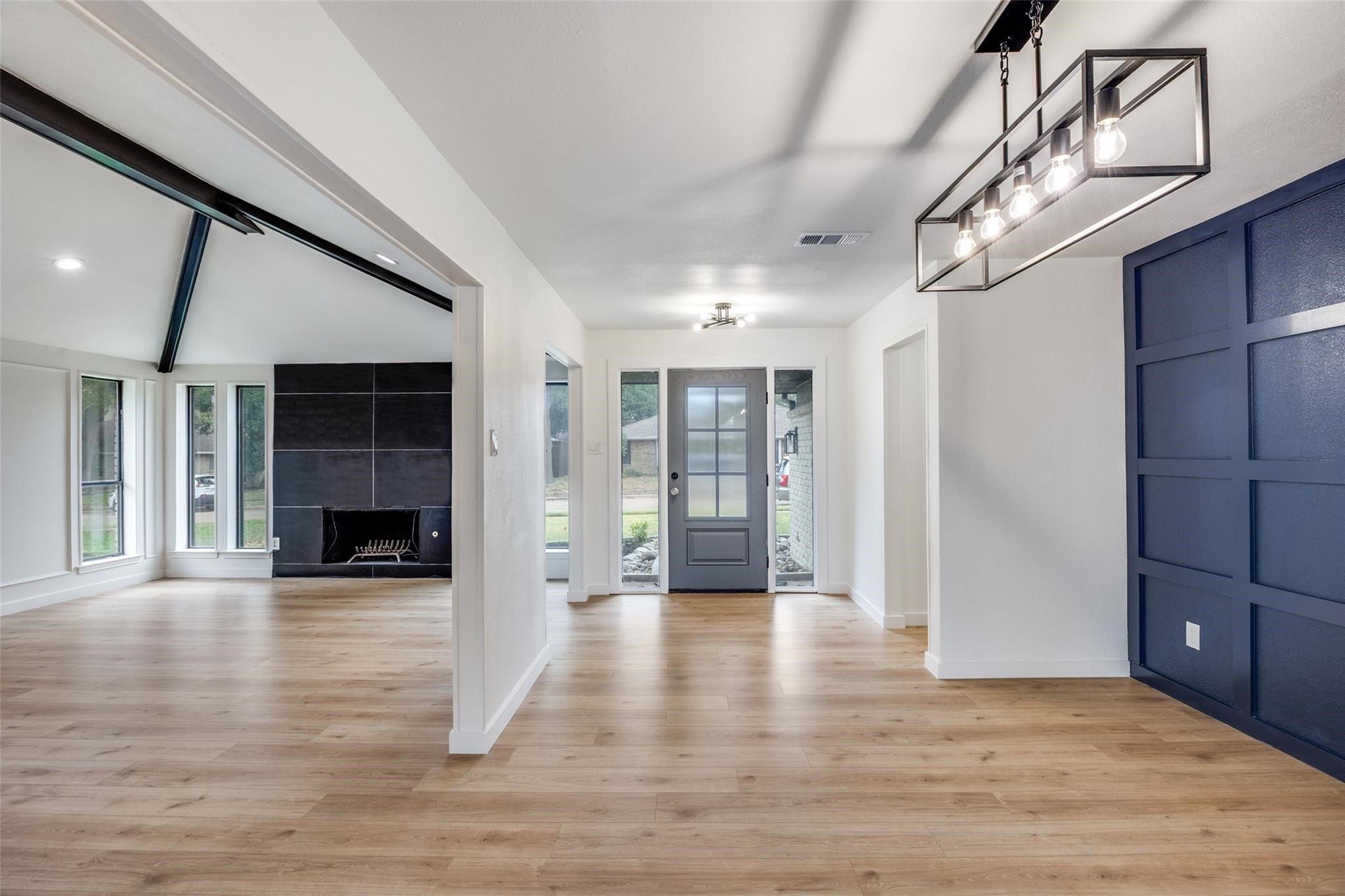 4400 Fremont Lane