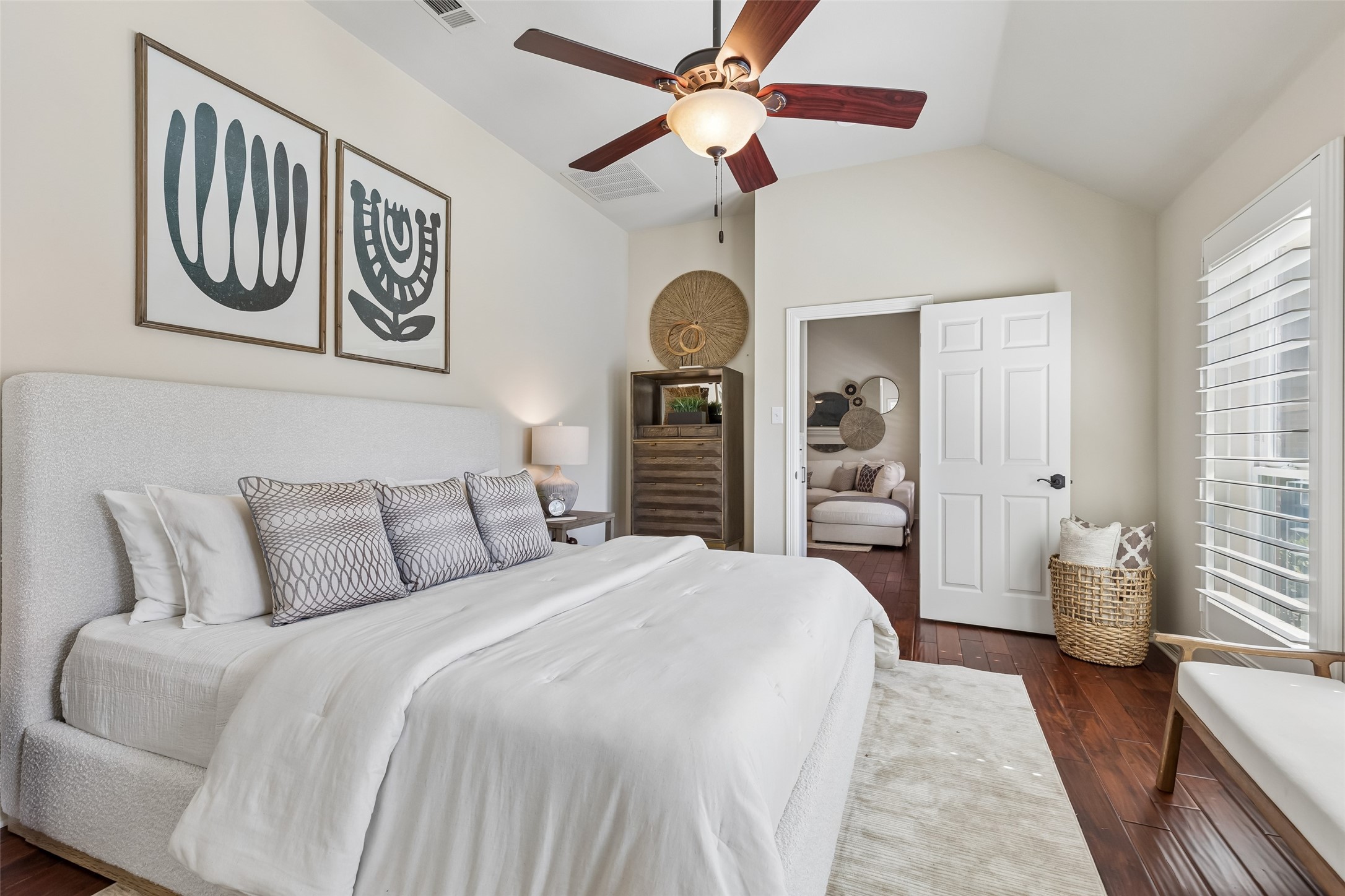 4182 Midrose Trail