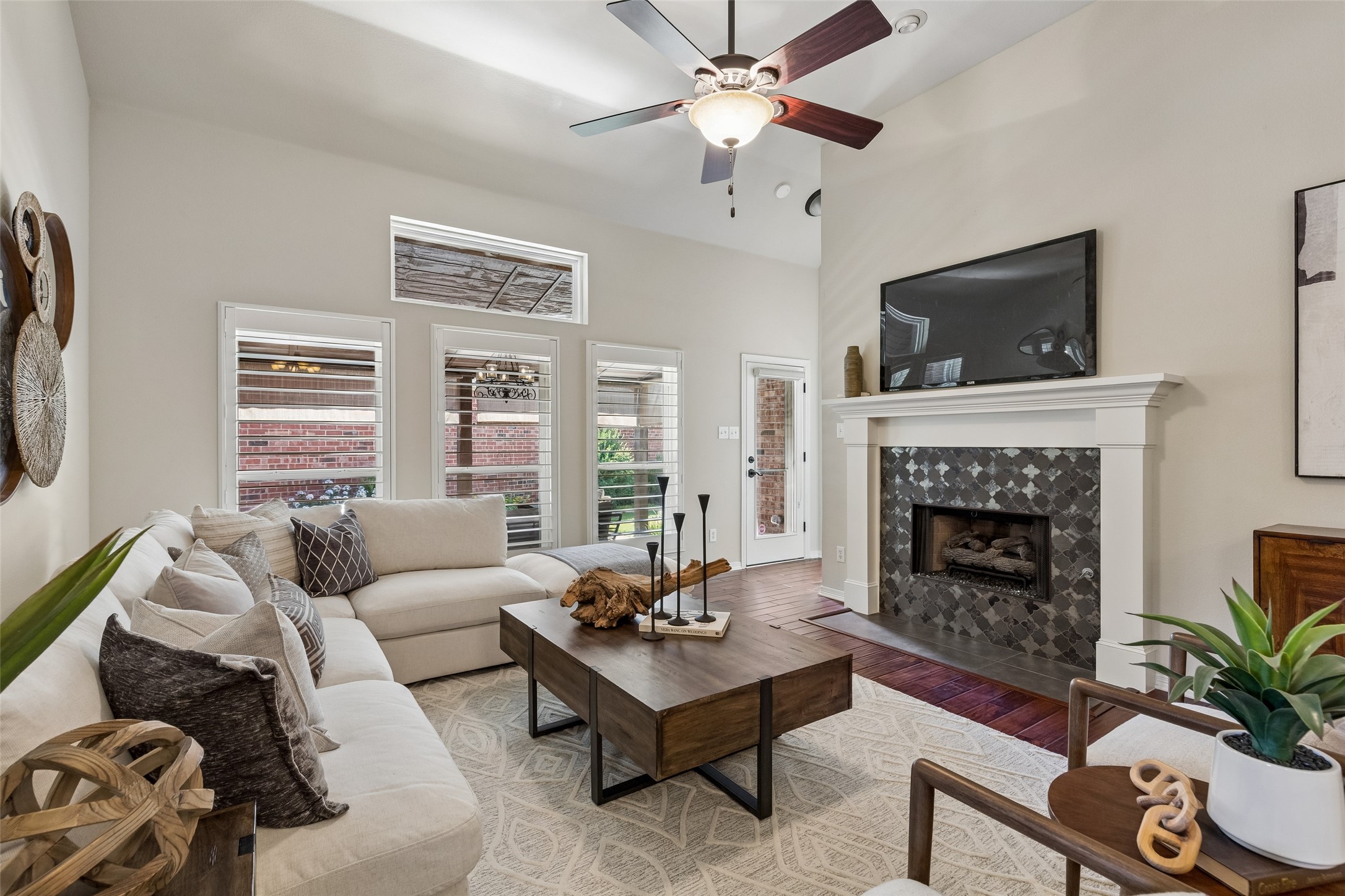 4182 Midrose Trail