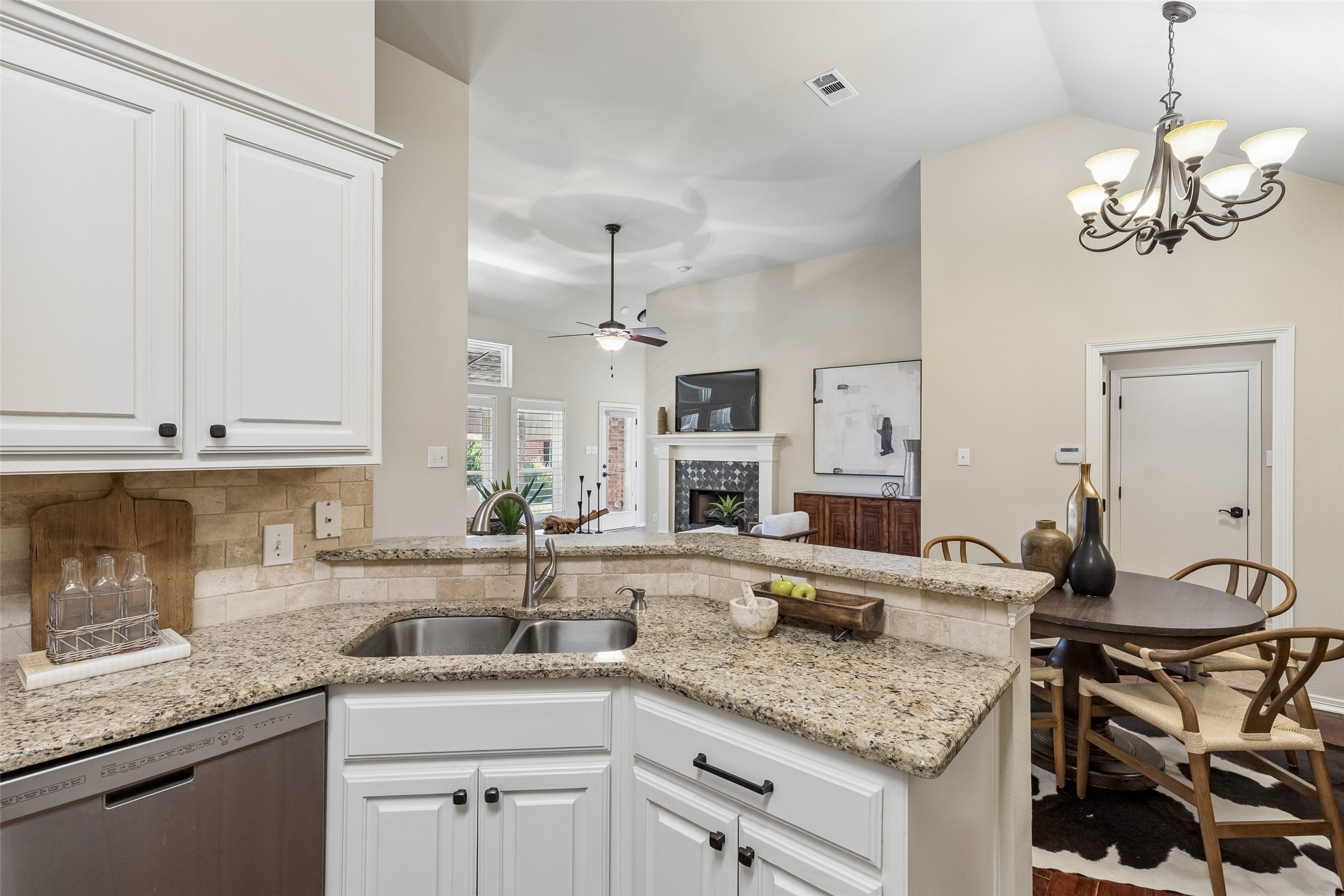 4182 Midrose Trail