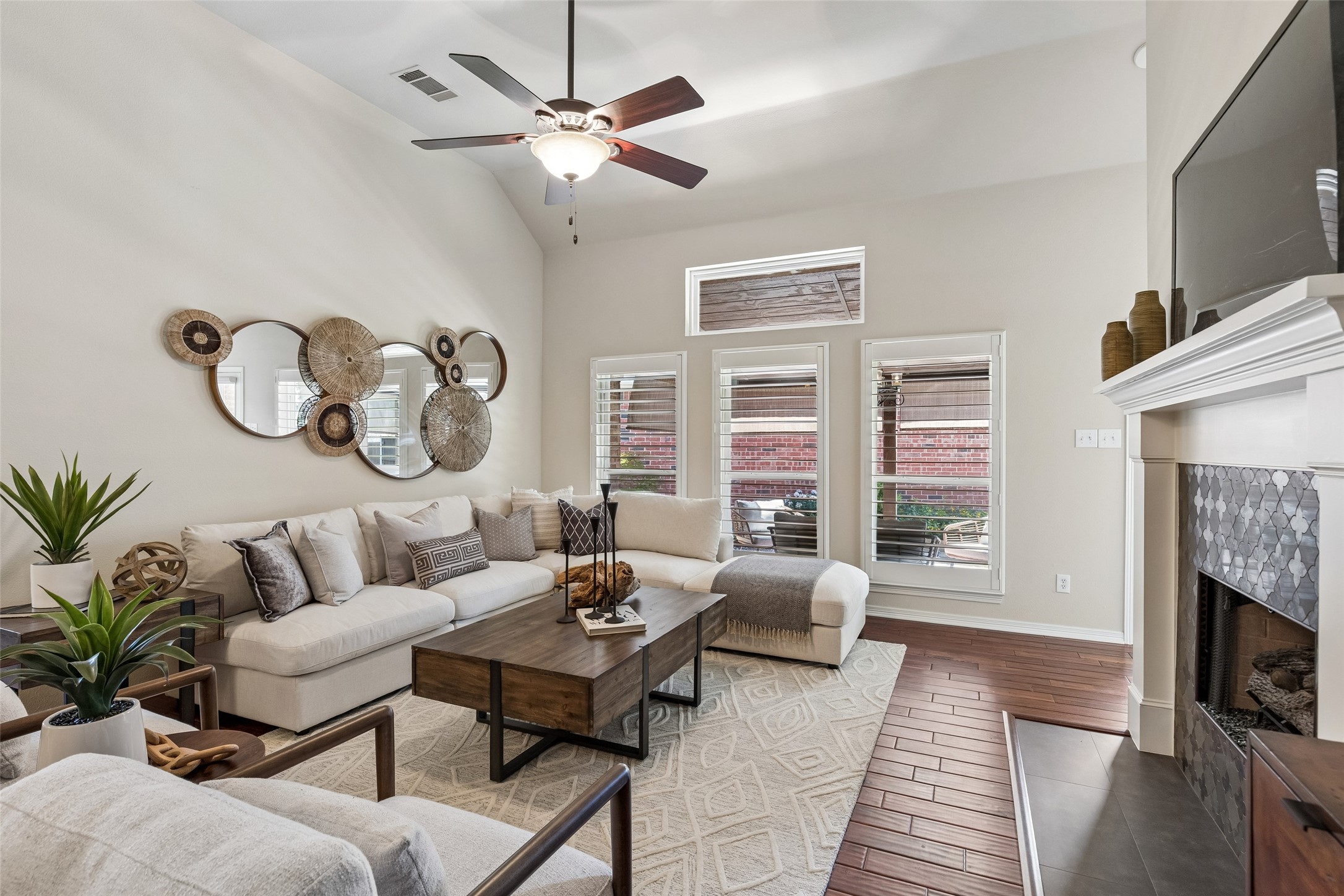 4182 Midrose Trail