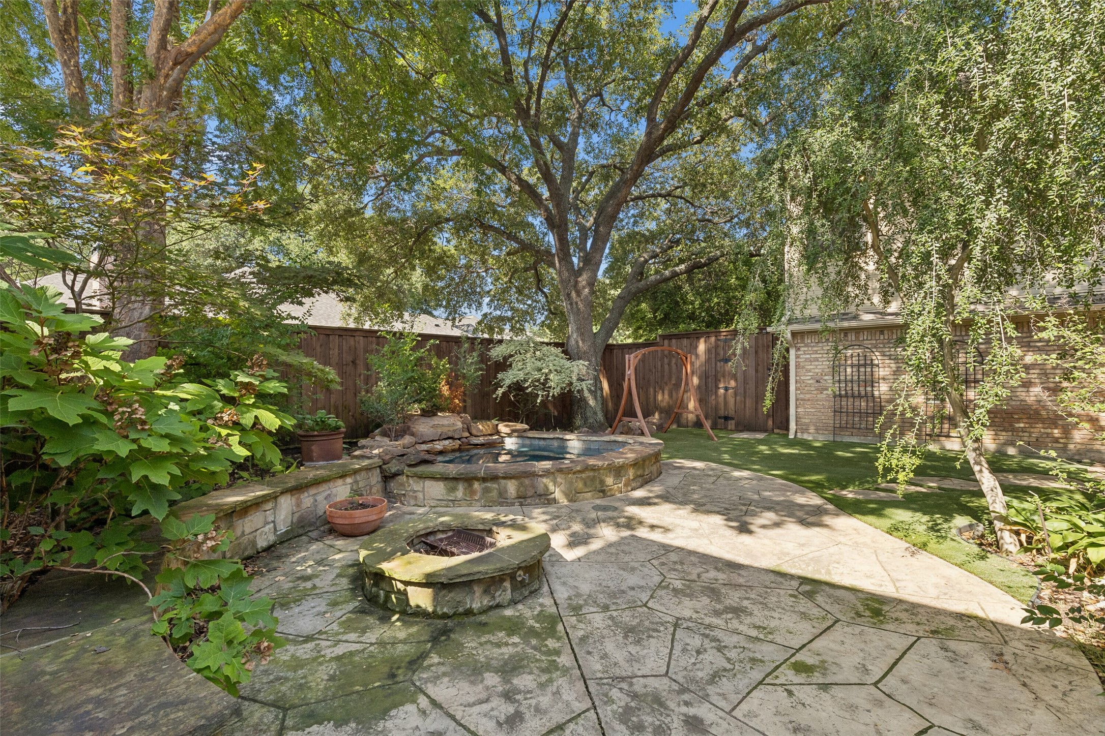 4315 Shadow Glen Drive