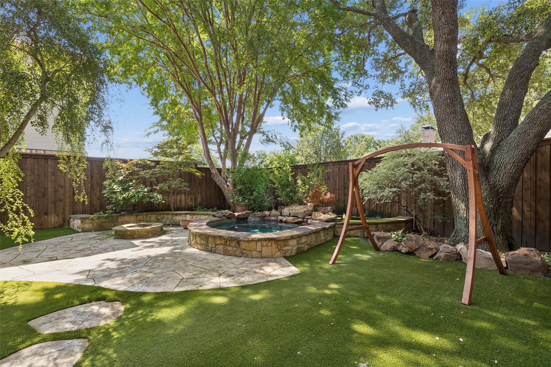 4315 Shadow Glen Drive