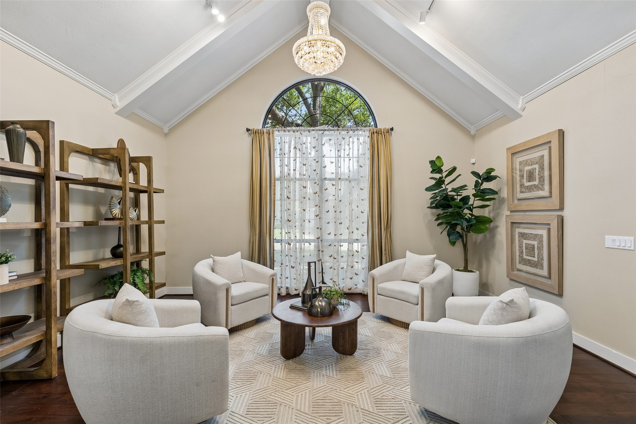 4315 Shadow Glen Drive