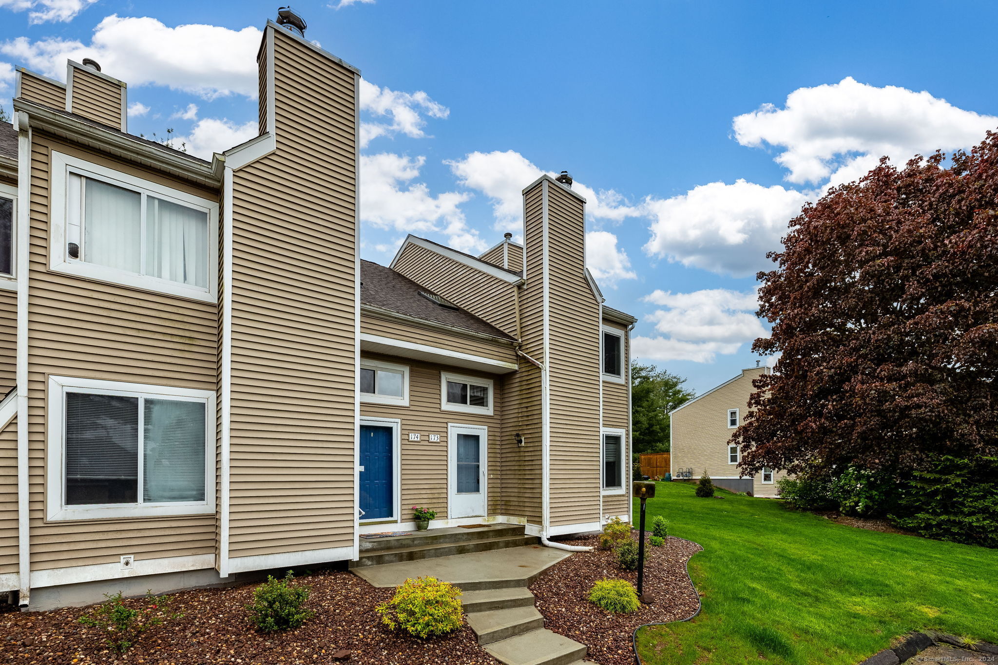 60 Old Town Road 173