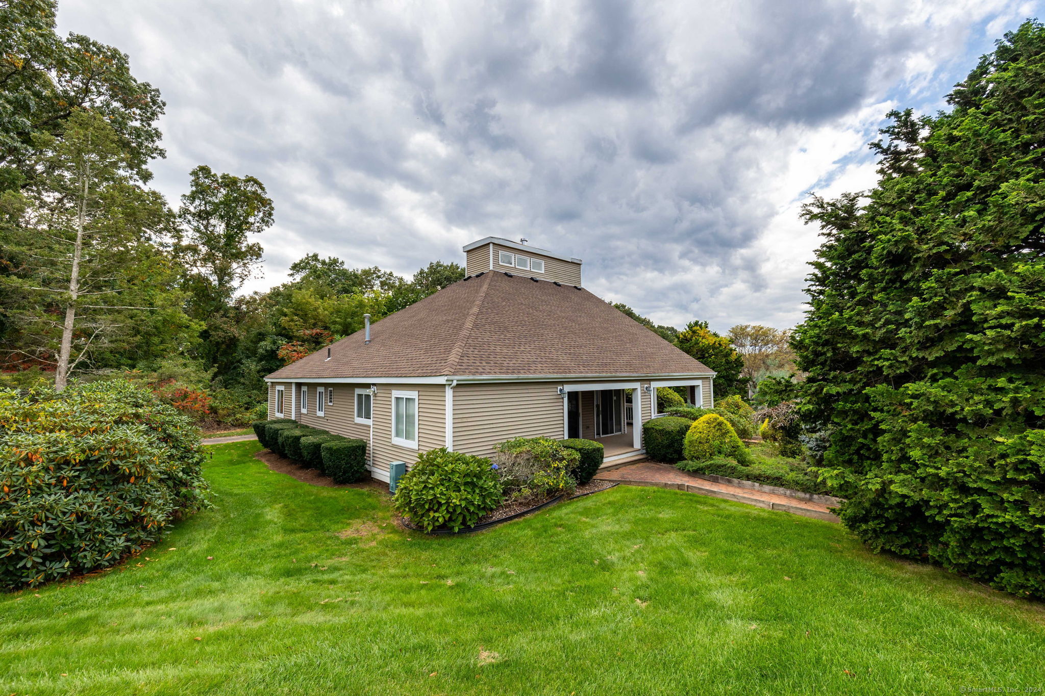 60 Old Town Road 173