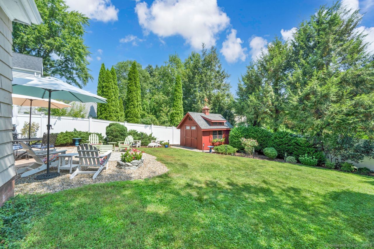 326 Ridgewood Road