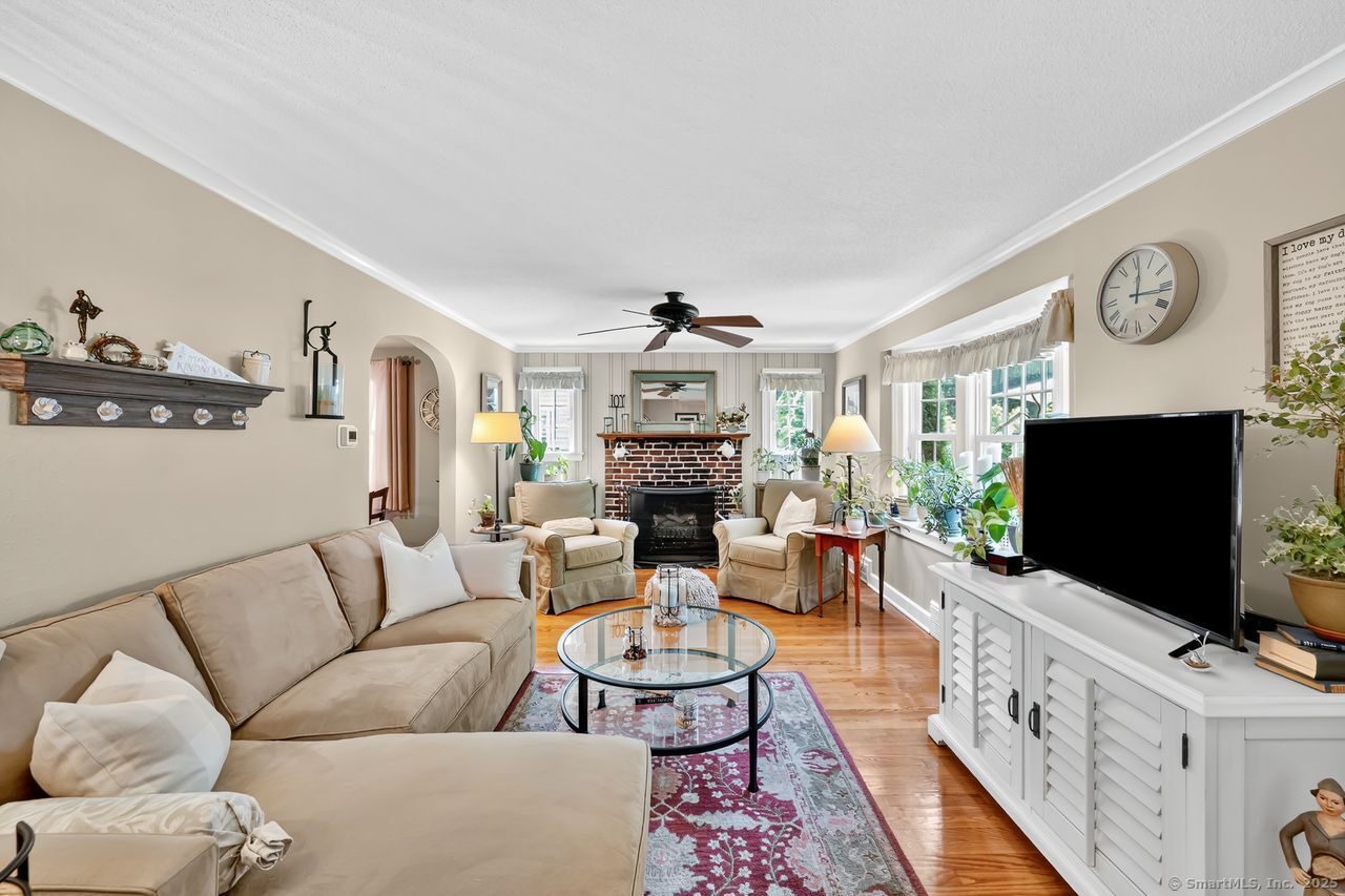 326 Ridgewood Road