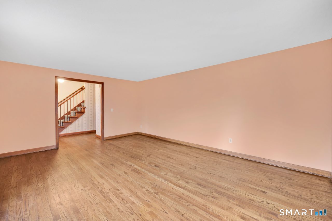 64 Garnet Lane