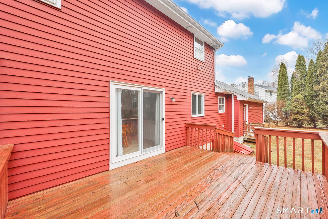 64 Garnet Lane