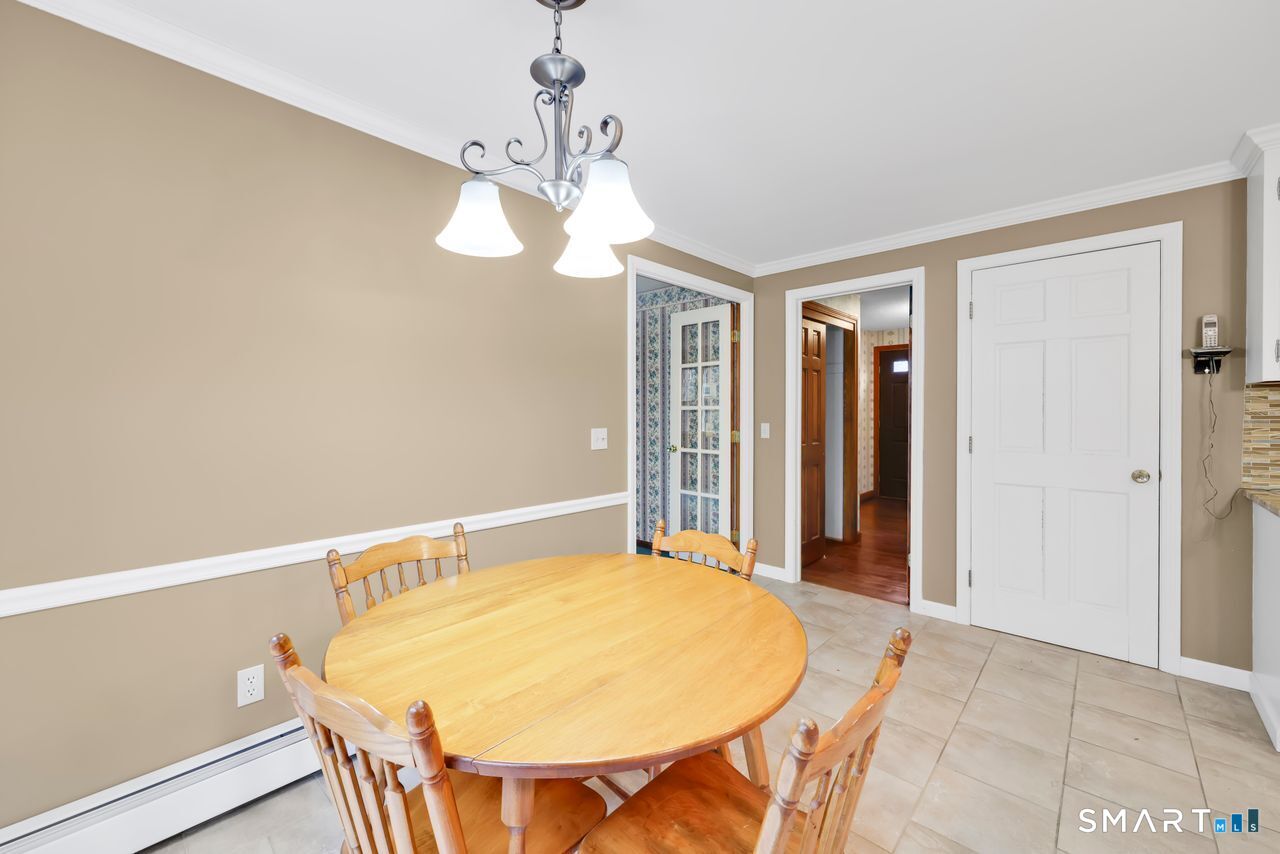 64 Garnet Lane