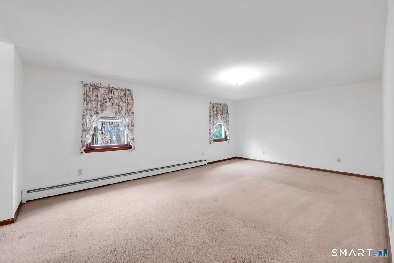 64 Garnet Lane