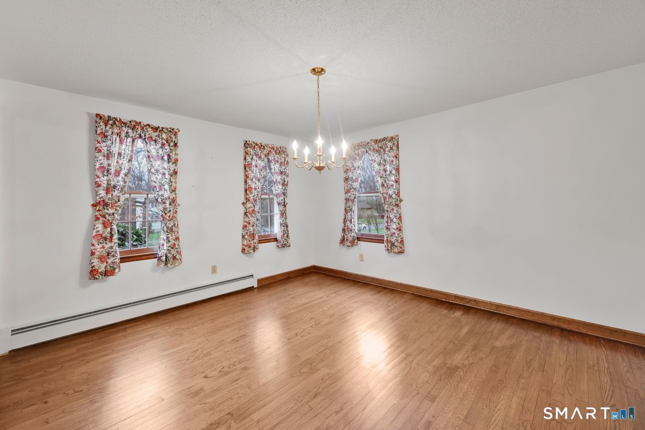 64 Garnet Lane