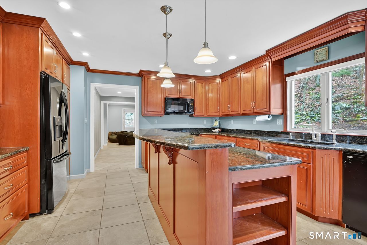 104 Old Farms Road