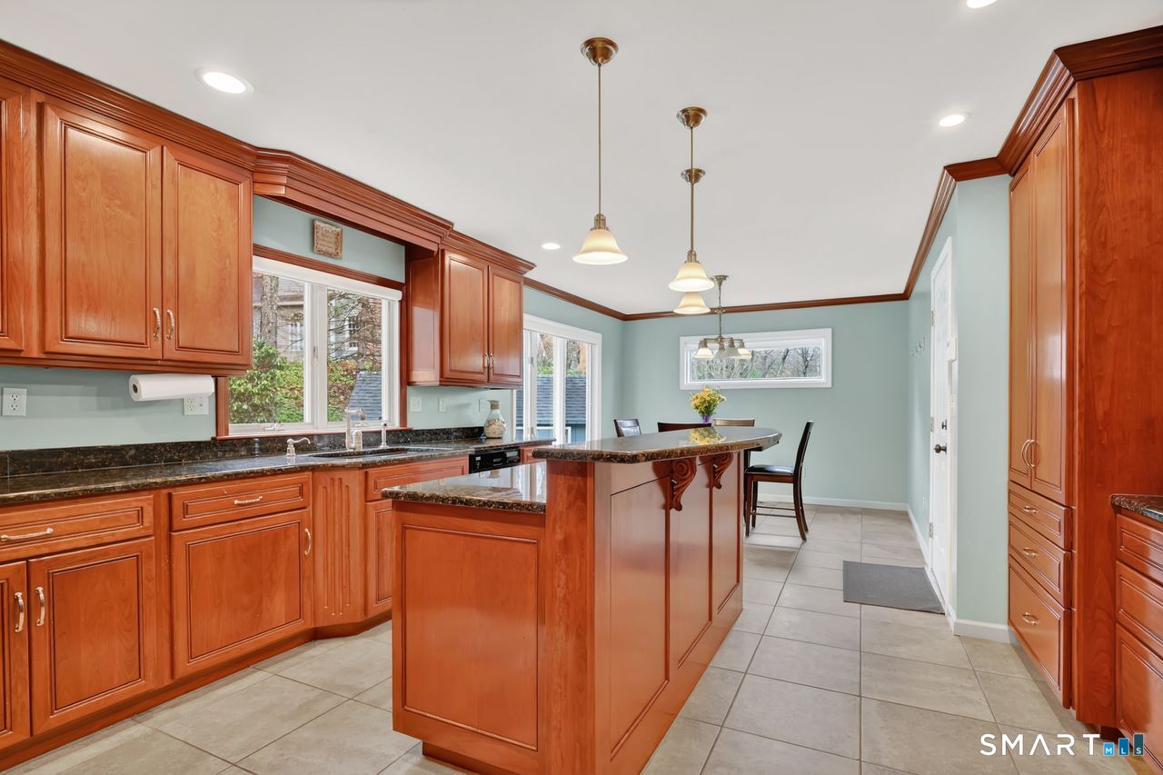 104 Old Farms Road