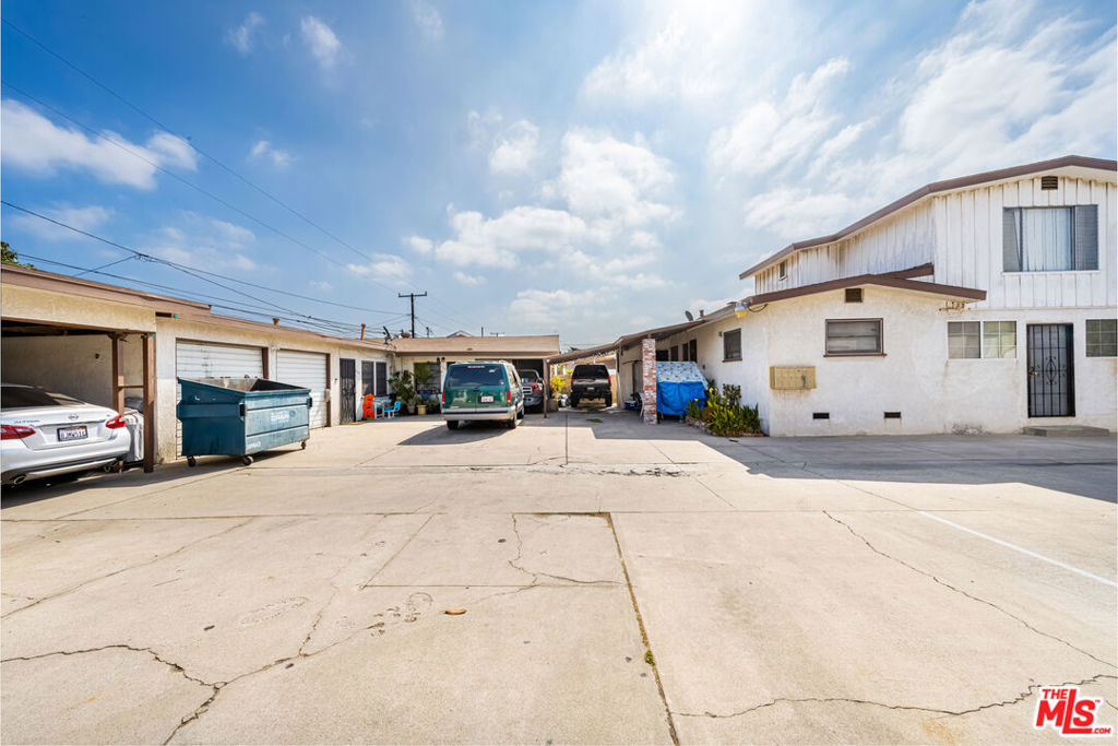 9533 Somerset Boulevard