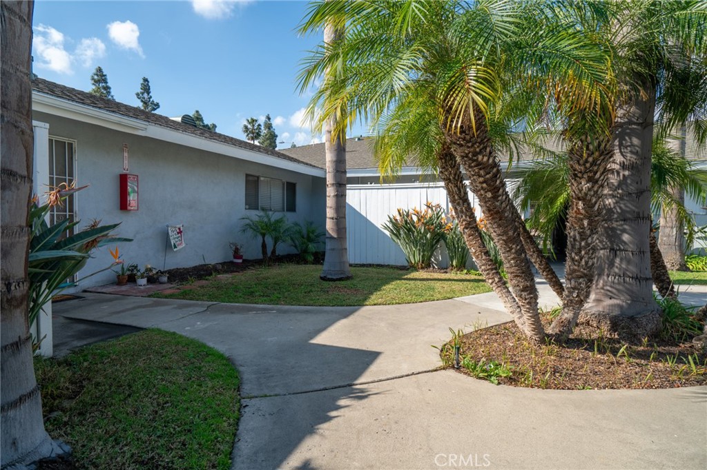 1193 S Belhaven Street