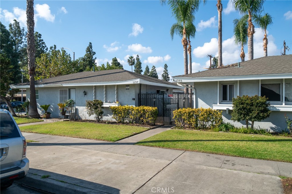 1193 S Belhaven Street