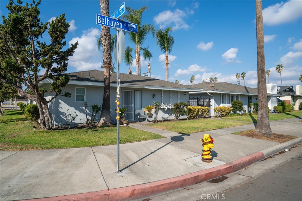 1193 S Belhaven Street