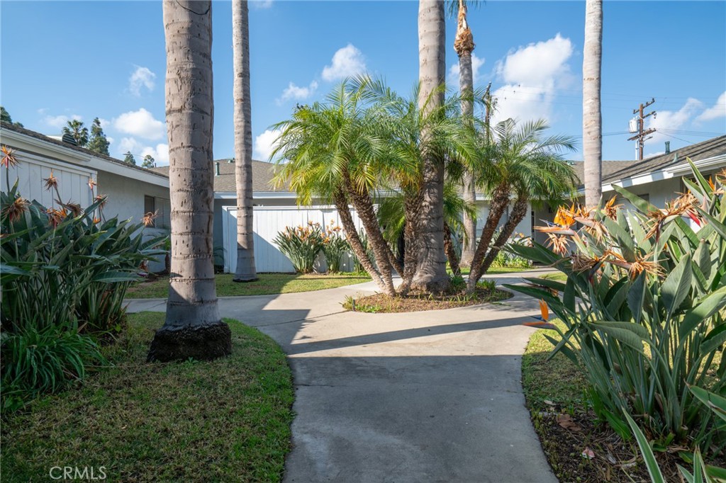 1193 S Belhaven Street