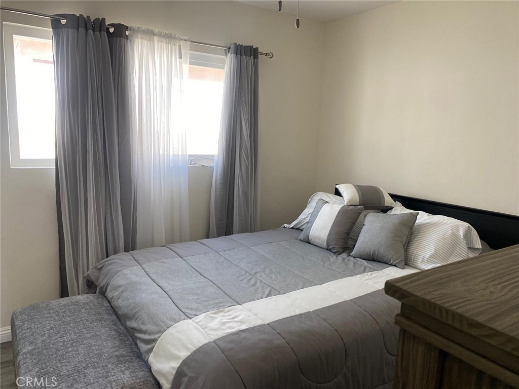 1030 W Romneya Drive