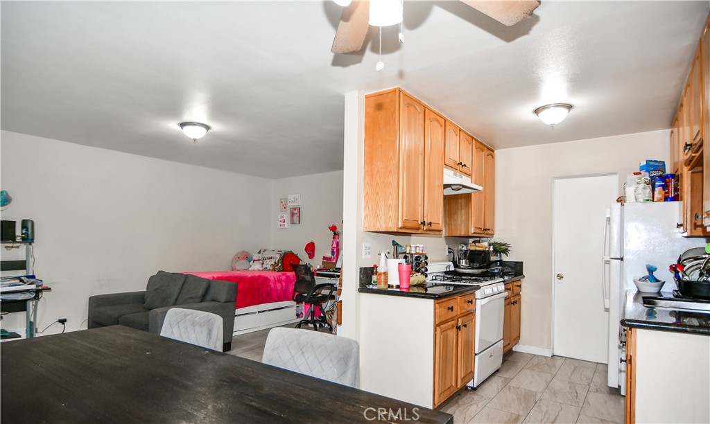 1003 W Bishop