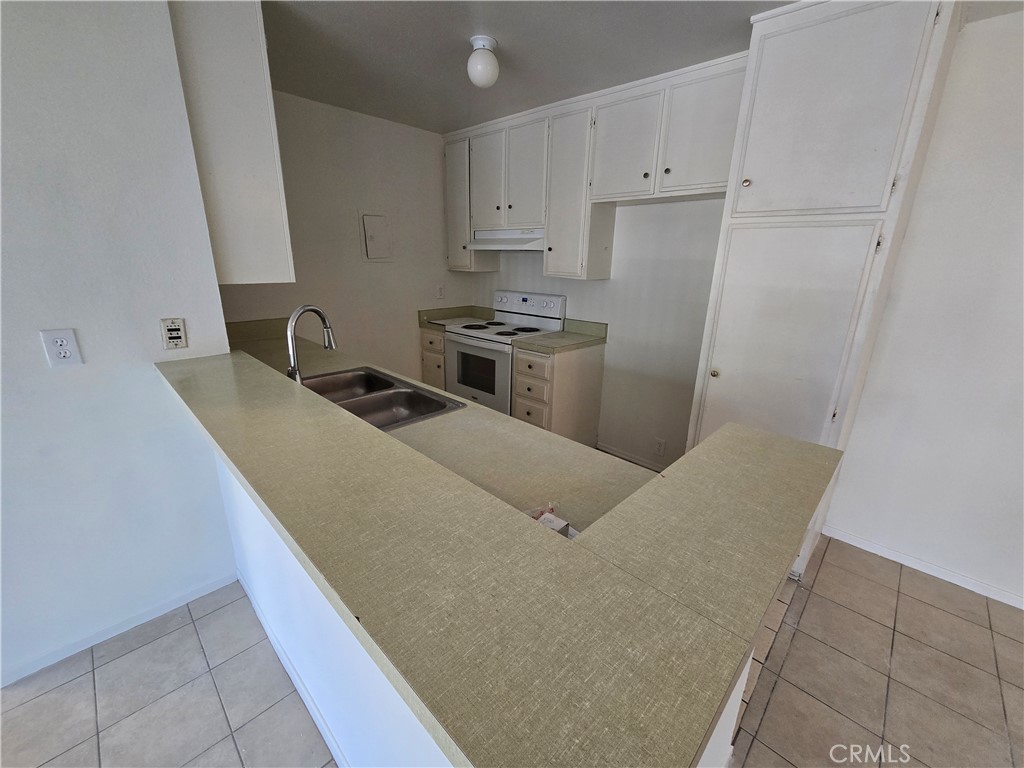 2501 W Sunflower F4