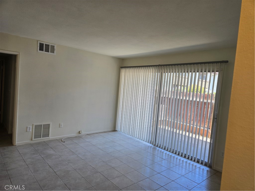 2501 W Sunflower F4