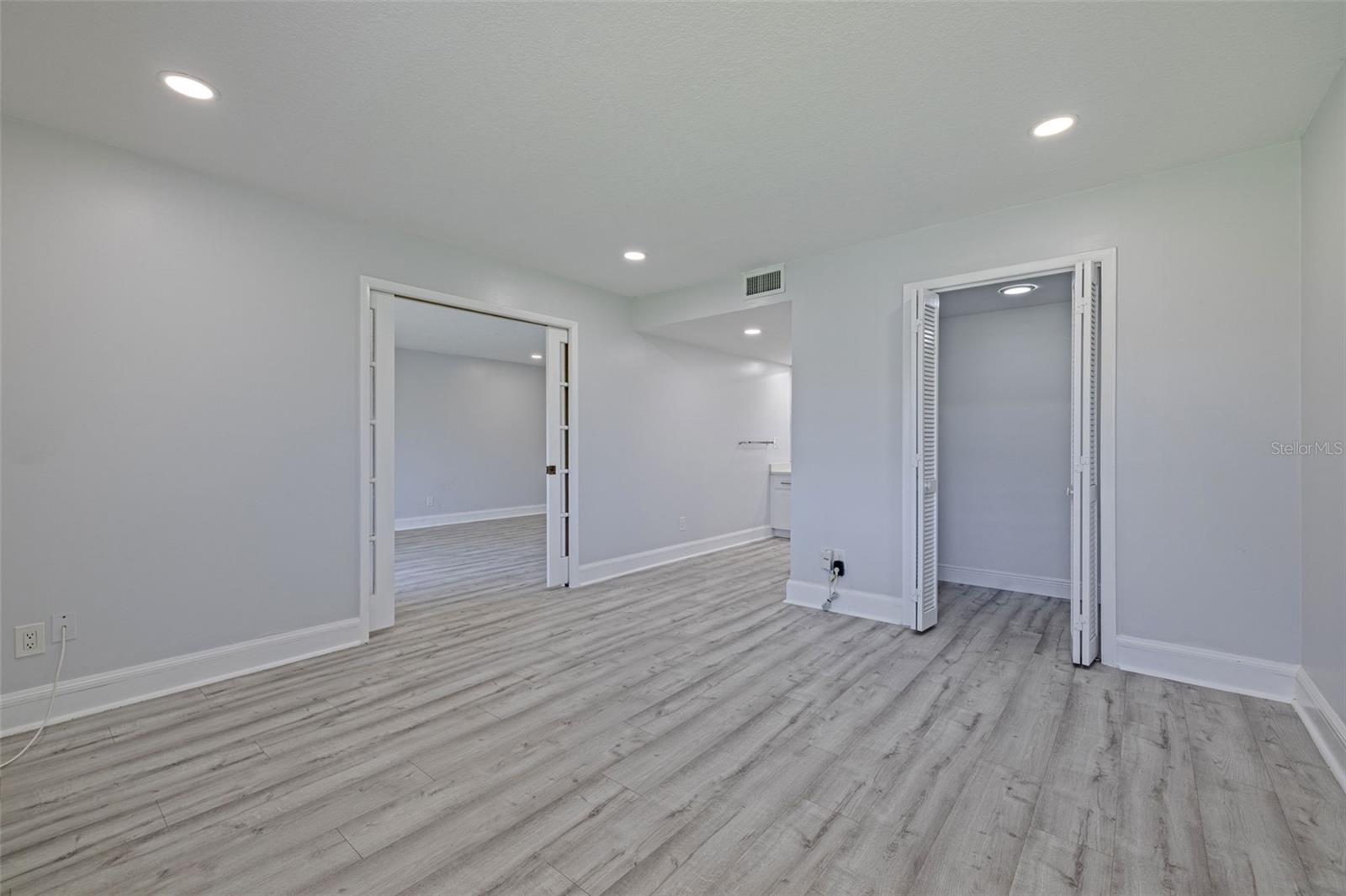 5020 MILL POND RD #3158 & 3160