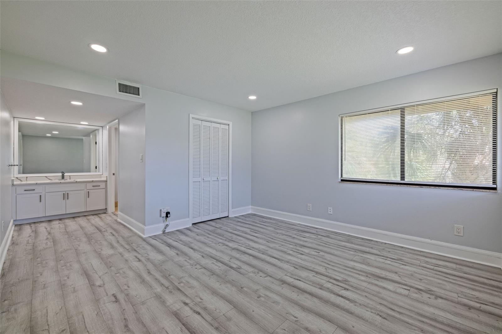 5020 MILL POND RD #3158 & 3160