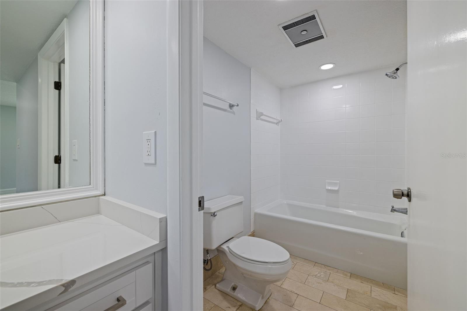 5020 MILL POND RD #3158 & 3160