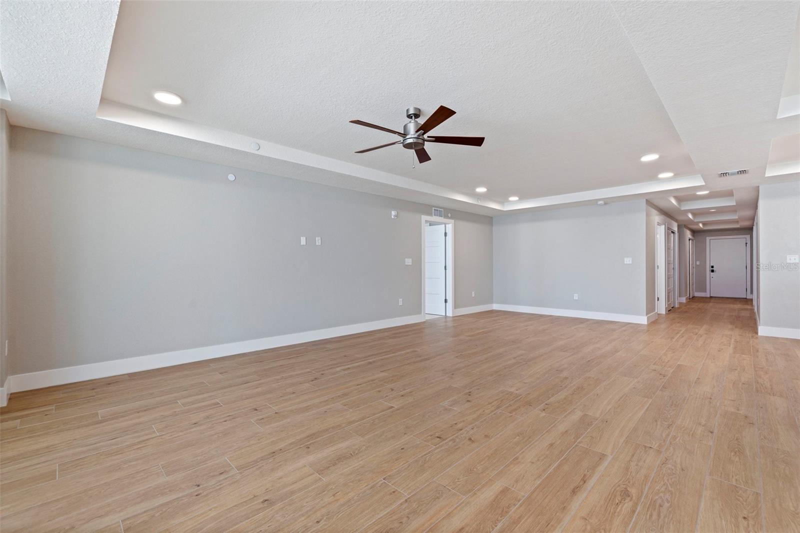 14048 GULF BLVD #201