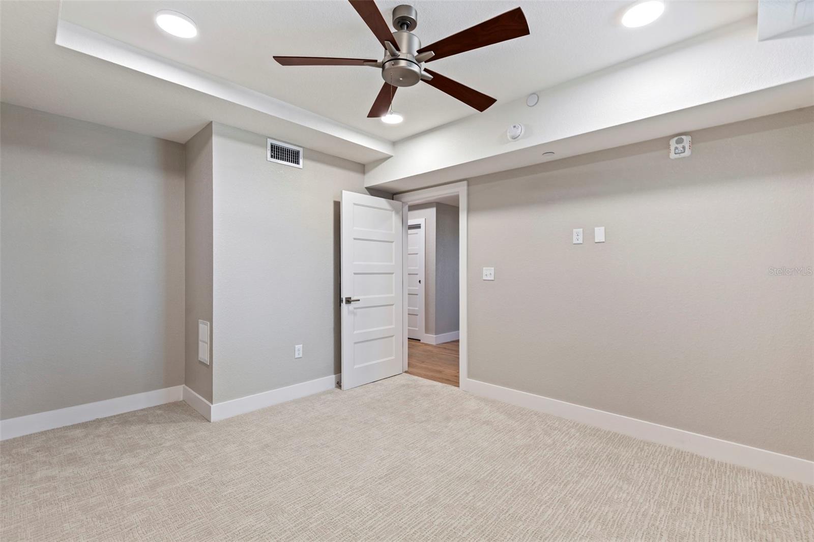 14048 GULF BLVD #201