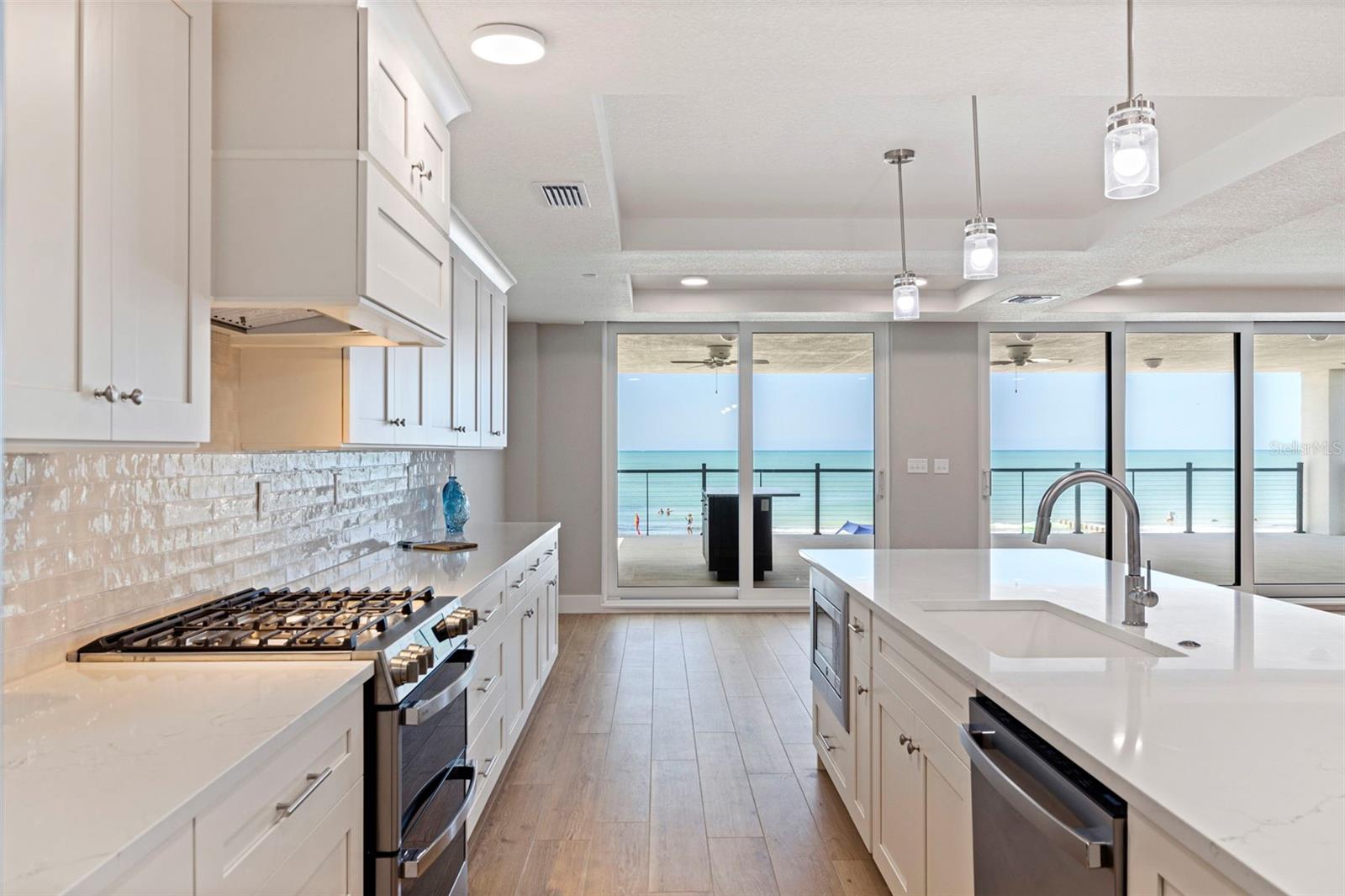 14048 GULF BLVD #201