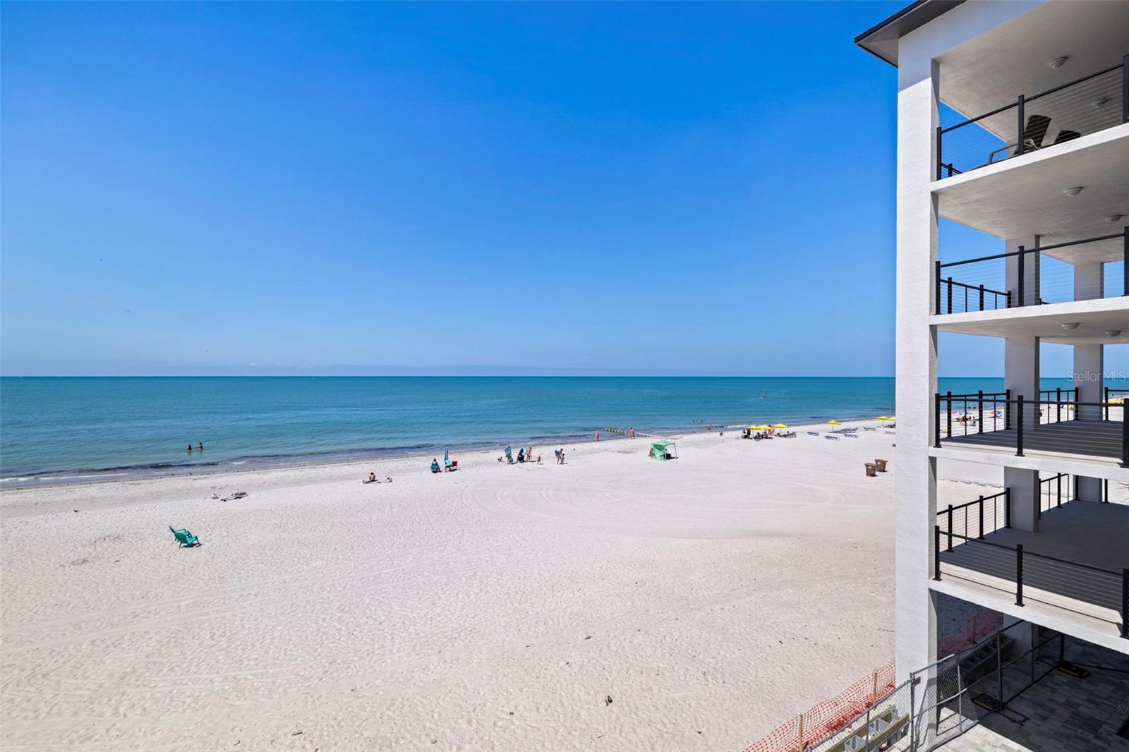 14046 GULF BLVD #302