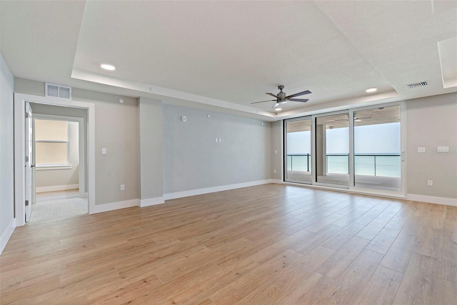 14046 GULF BLVD #302