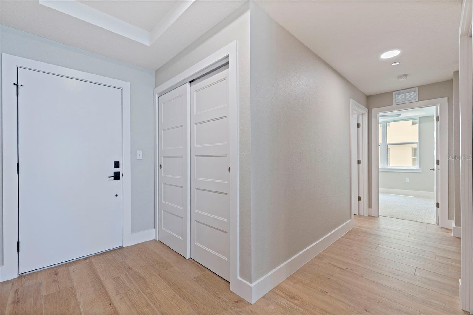 14046 GULF BLVD #302
