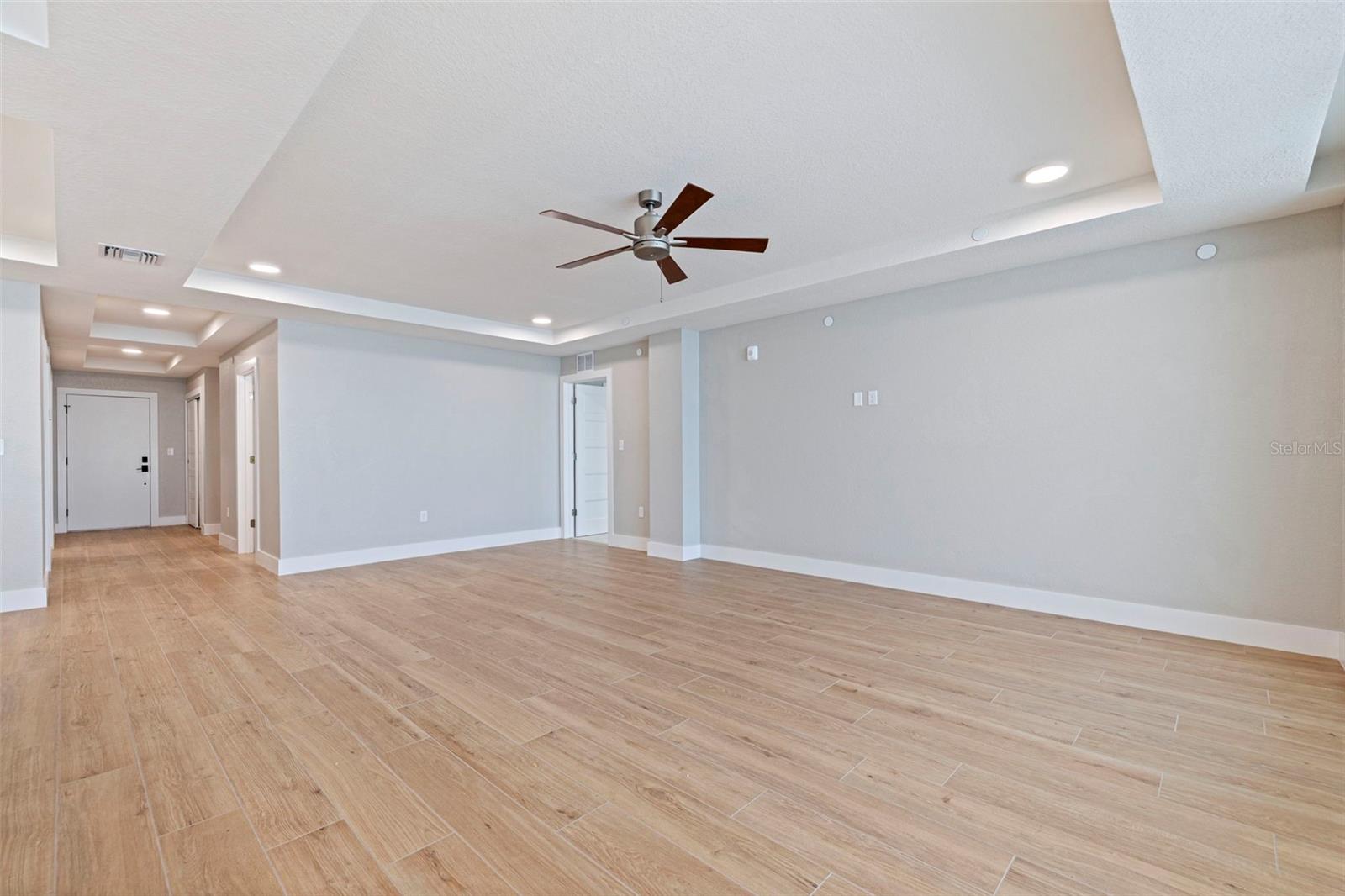 14046 GULF BLVD #302